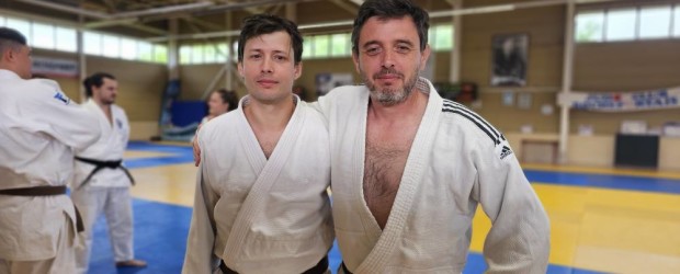 Une nouvelle ceinture noire et de nouveaux tatamis !